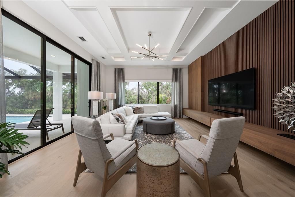 For Sale: $3,395,000 (3 beds, 3 baths, 4017 Square Feet)