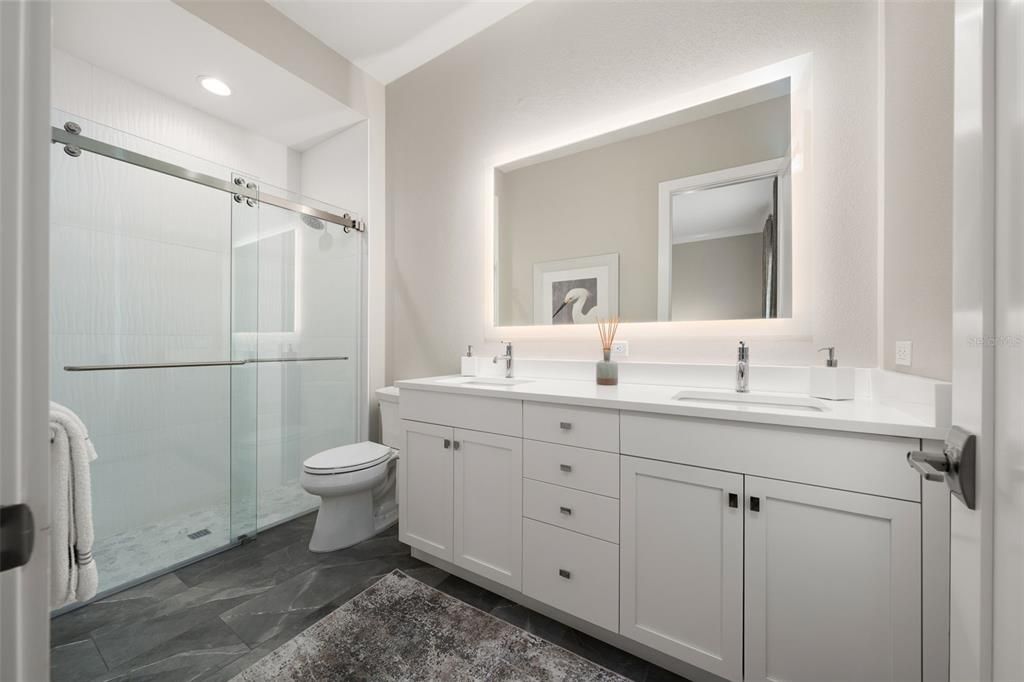 For Sale: $3,395,000 (3 beds, 3 baths, 4017 Square Feet)