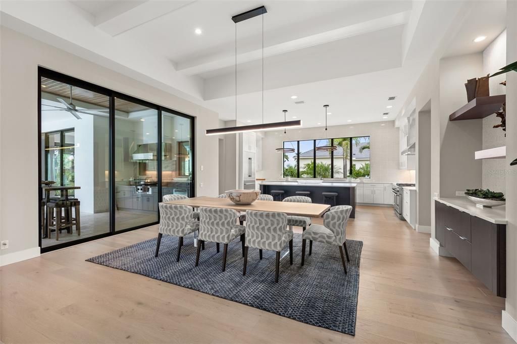 For Sale: $3,395,000 (3 beds, 3 baths, 4017 Square Feet)