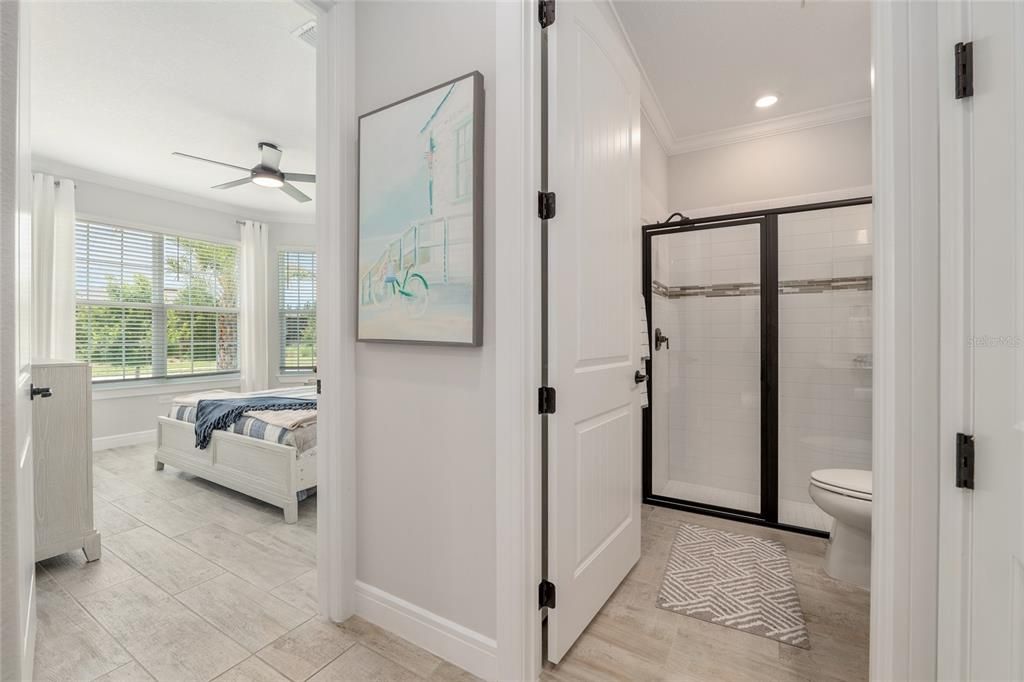 For Sale: $604,000 (2 beds, 2 baths, 2049 Square Feet)