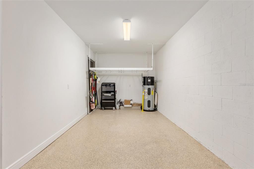 For Sale: $604,000 (2 beds, 2 baths, 2049 Square Feet)