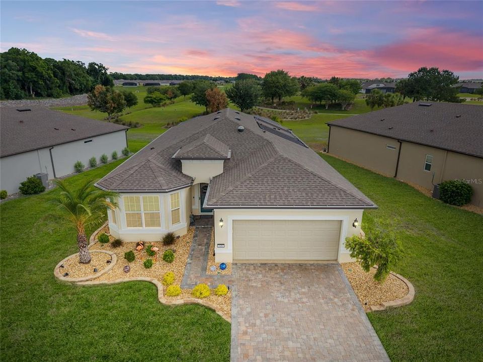 For Sale: $604,000 (2 beds, 2 baths, 2049 Square Feet)
