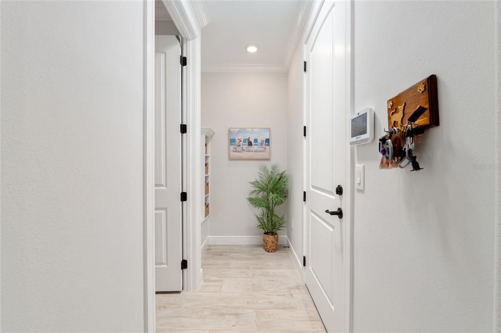 For Sale: $604,000 (2 beds, 2 baths, 2049 Square Feet)