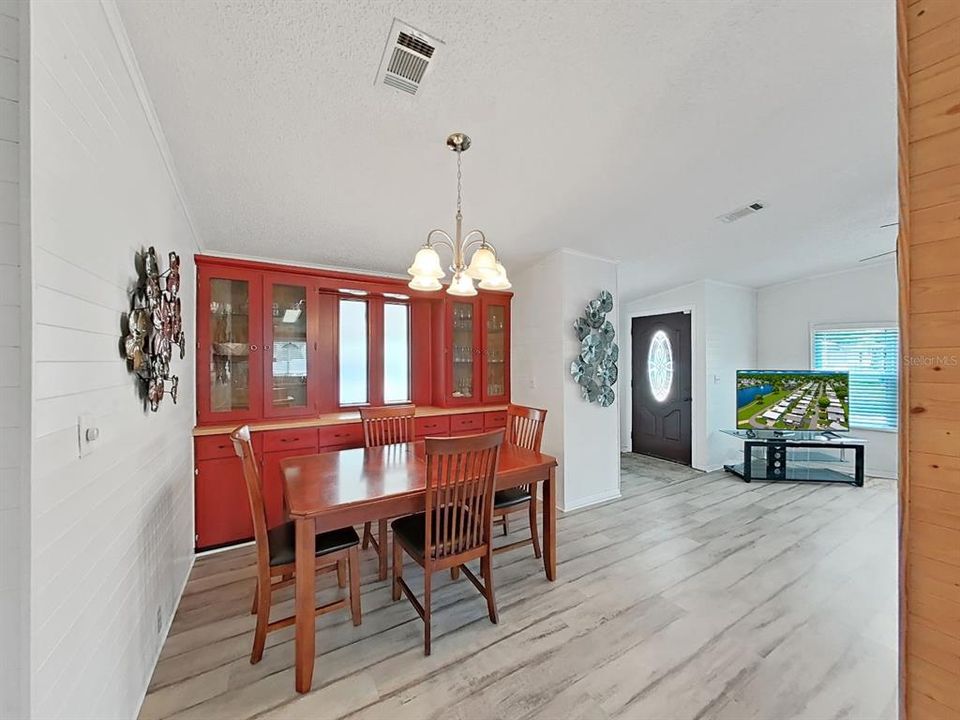 Activo con contrato: $187,000 (2 camas, 2 baños, 1482 Pies cuadrados)