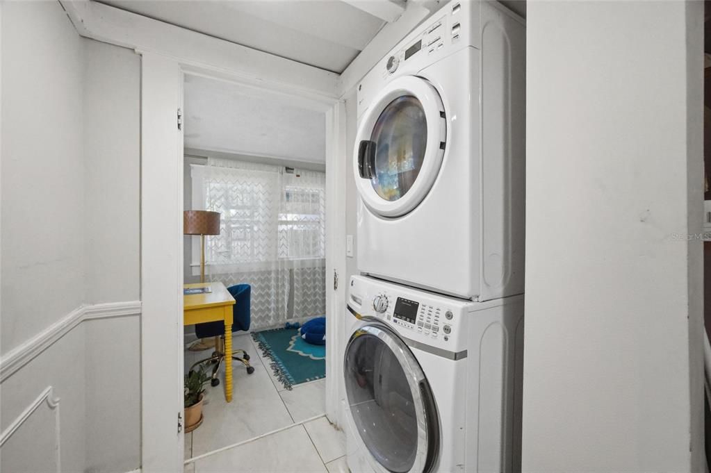 На продажу: $699,000 (6 спален, 3 ванн, 3117 Квадратных фут)