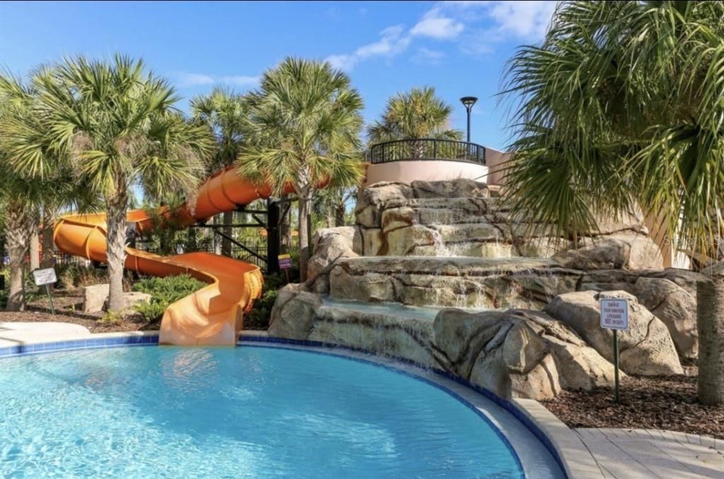 For Sale: $375,000 (5 beds, 4 baths, 2076 Square Feet)