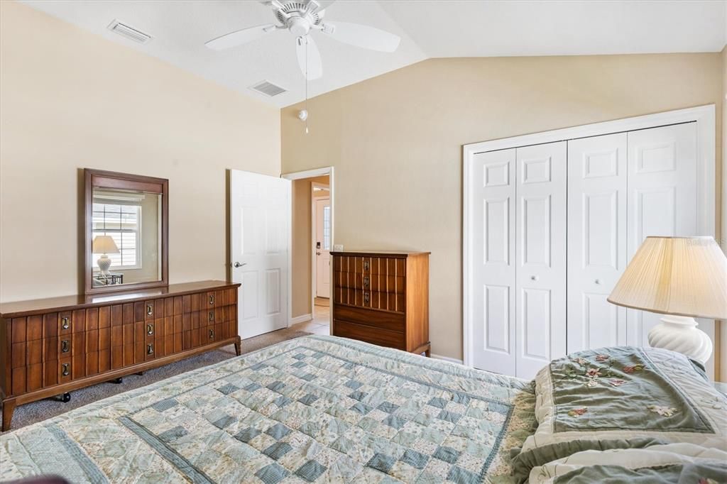 For Sale: $384,000 (3 beds, 2 baths, 2078 Square Feet)