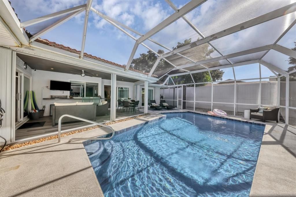 For Rent: $5,525 (3 beds, 2 baths, 1822 Square Feet)