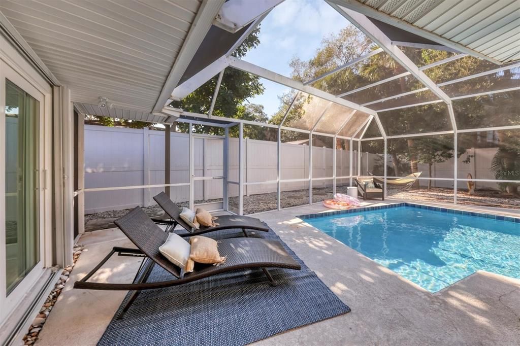 For Rent: $5,525 (3 beds, 2 baths, 1822 Square Feet)