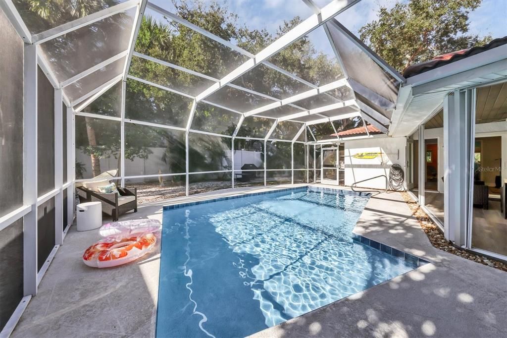 For Rent: $5,525 (3 beds, 2 baths, 1822 Square Feet)