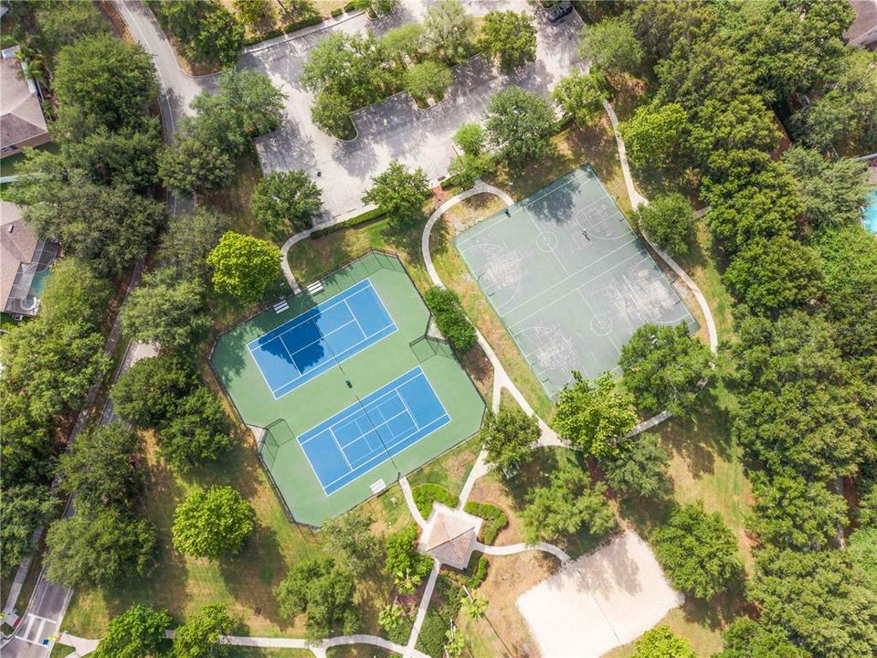 Activo con contrato: $365,000 (3 camas, 2 baños, 2114 Pies cuadrados)