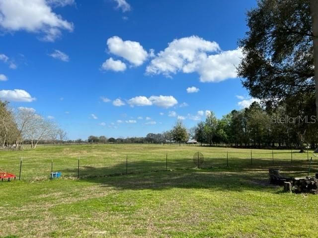 For Sale: $439,900 (4 beds, 3 baths, 1992 Square Feet)