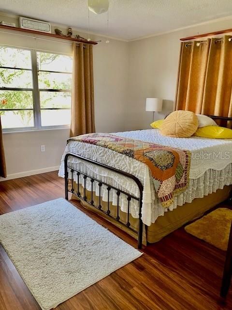 For Sale: $439,900 (4 beds, 3 baths, 1992 Square Feet)