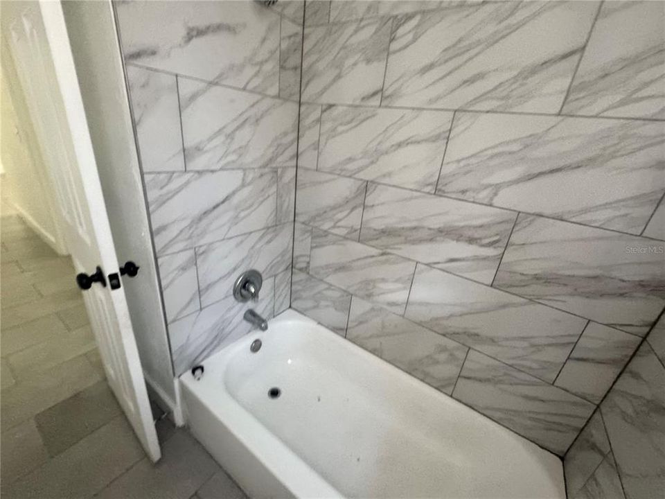 En Renta: $1,600 (2 camas, 1 baños, 920 Pies cuadrados)