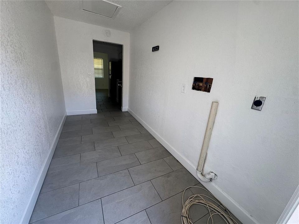 En Renta: $1,600 (2 camas, 1 baños, 920 Pies cuadrados)