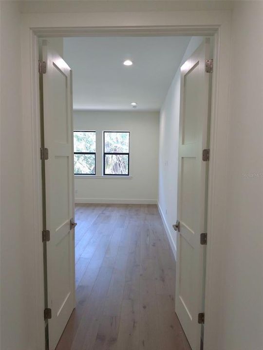 For Sale: $2,800,000 (5 beds, 6 baths, 4820 Square Feet)