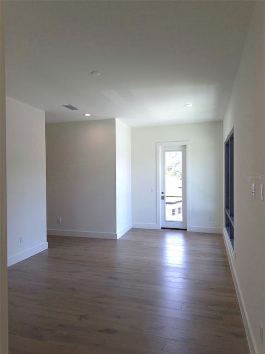 For Sale: $2,800,000 (5 beds, 6 baths, 4820 Square Feet)