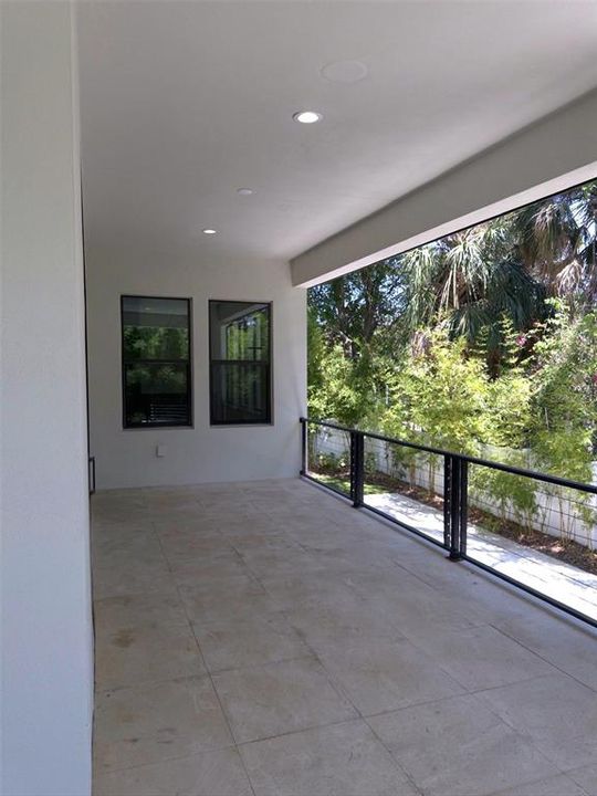 For Sale: $2,800,000 (5 beds, 6 baths, 4820 Square Feet)