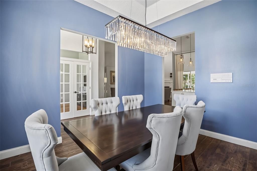 For Sale: $589,999 (4 beds, 3 baths, 2628 Square Feet)
