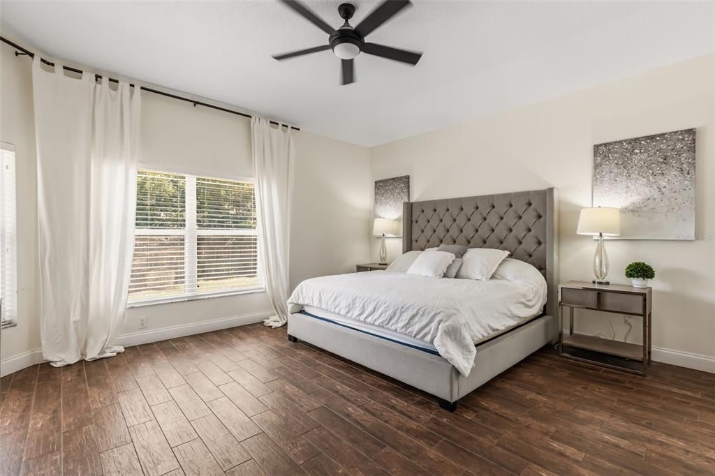 For Sale: $589,999 (4 beds, 3 baths, 2628 Square Feet)
