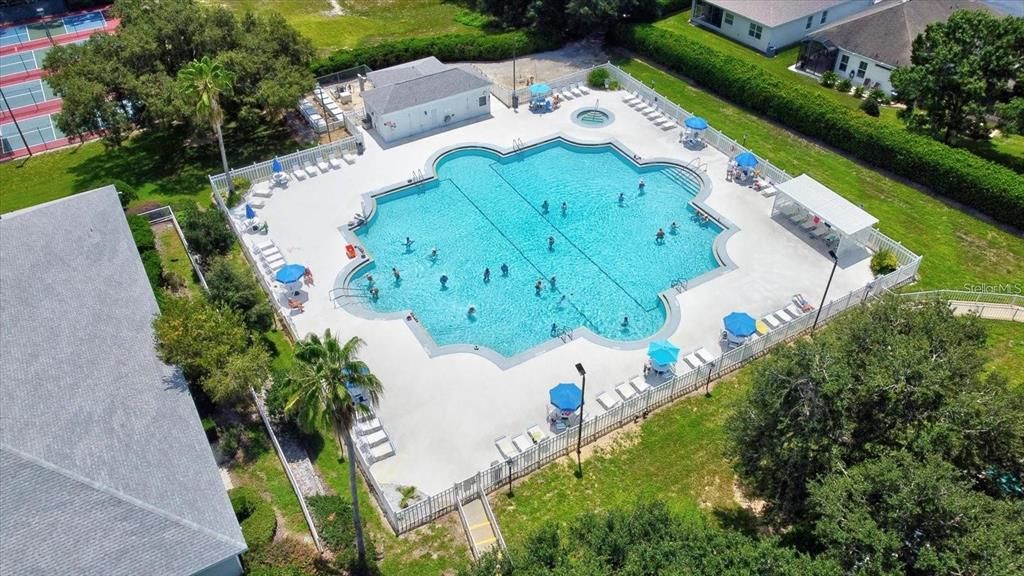 Activo con contrato: $305,000 (2 camas, 2 baños, 1868 Pies cuadrados)