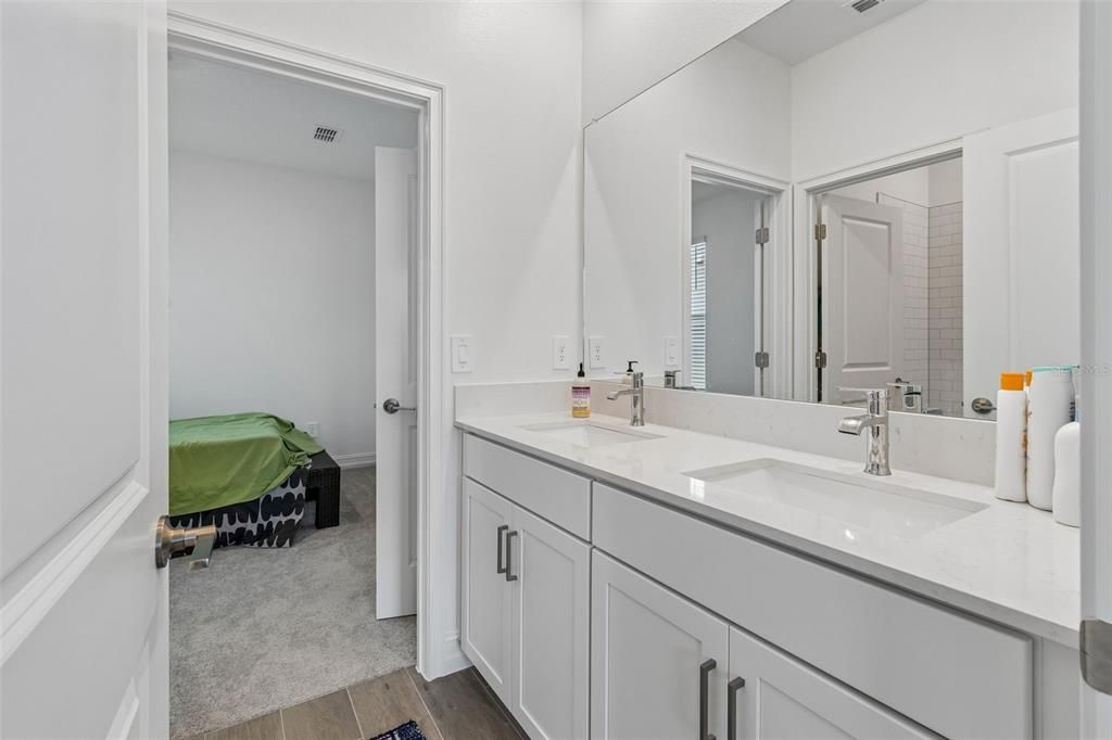 For Rent: $3,700 (4 beds, 3 baths, 2084 Square Feet)