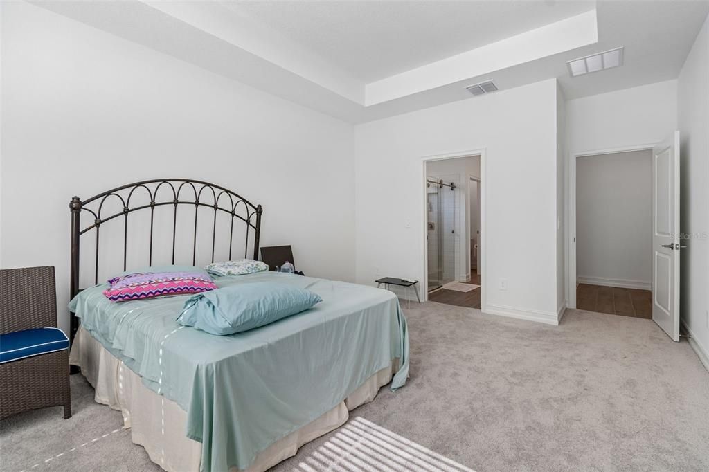 For Rent: $3,700 (4 beds, 3 baths, 2084 Square Feet)