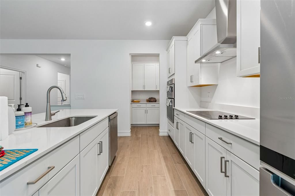 For Rent: $3,700 (4 beds, 3 baths, 2084 Square Feet)