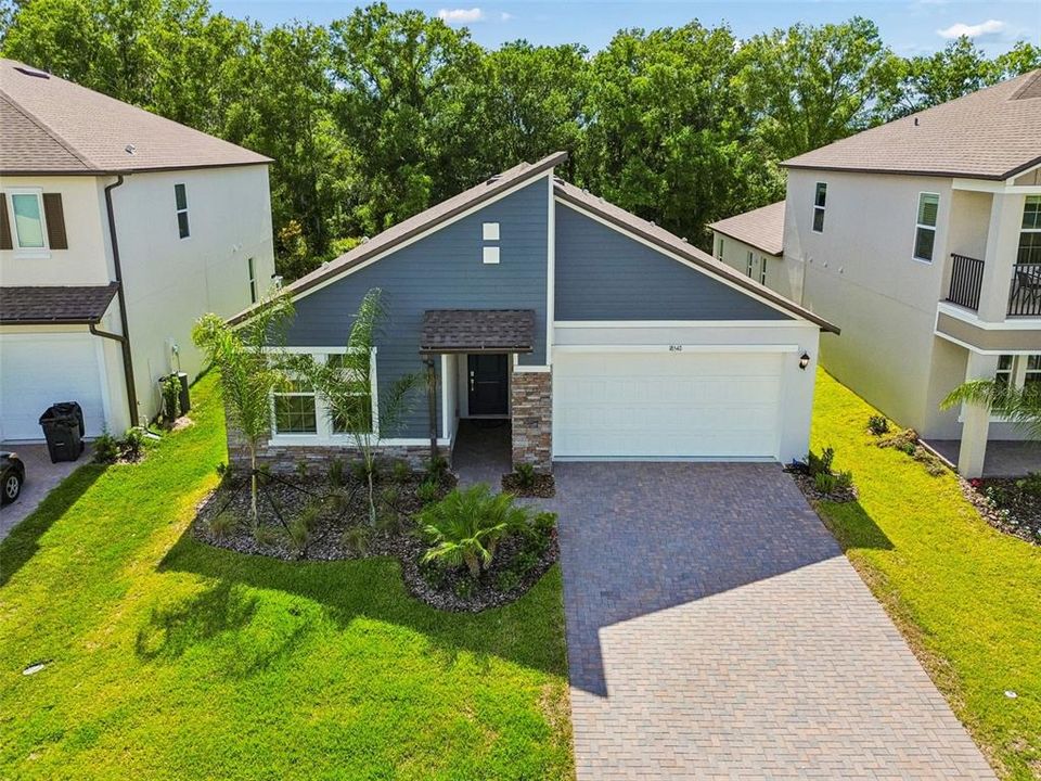 For Rent: $3,700 (4 beds, 3 baths, 2084 Square Feet)