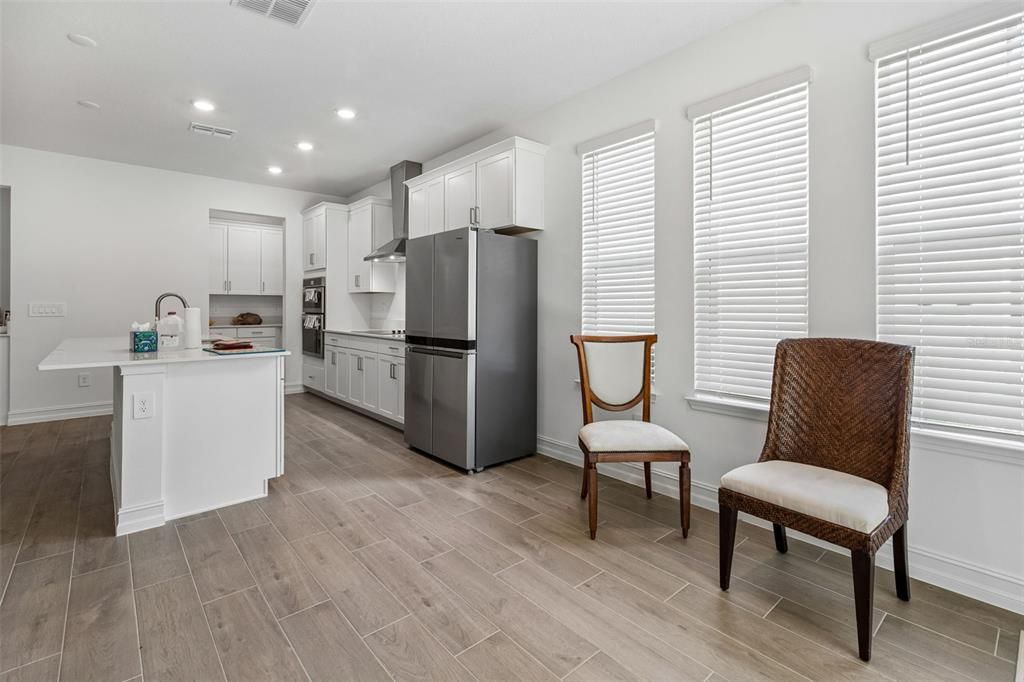 For Rent: $3,700 (4 beds, 3 baths, 2084 Square Feet)