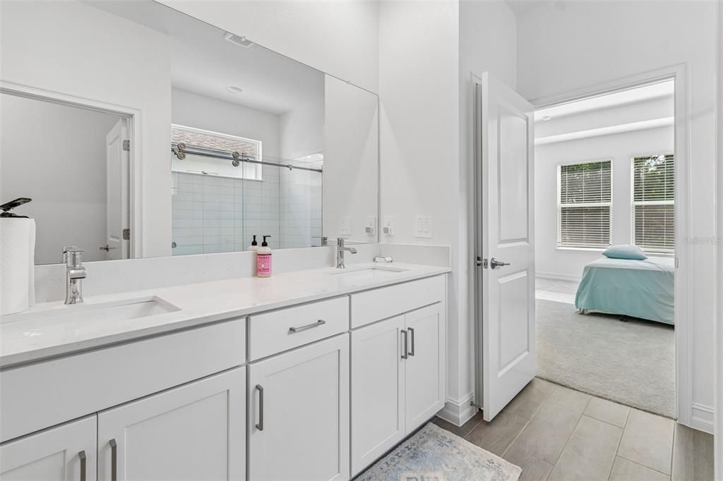 For Rent: $3,700 (4 beds, 3 baths, 2084 Square Feet)