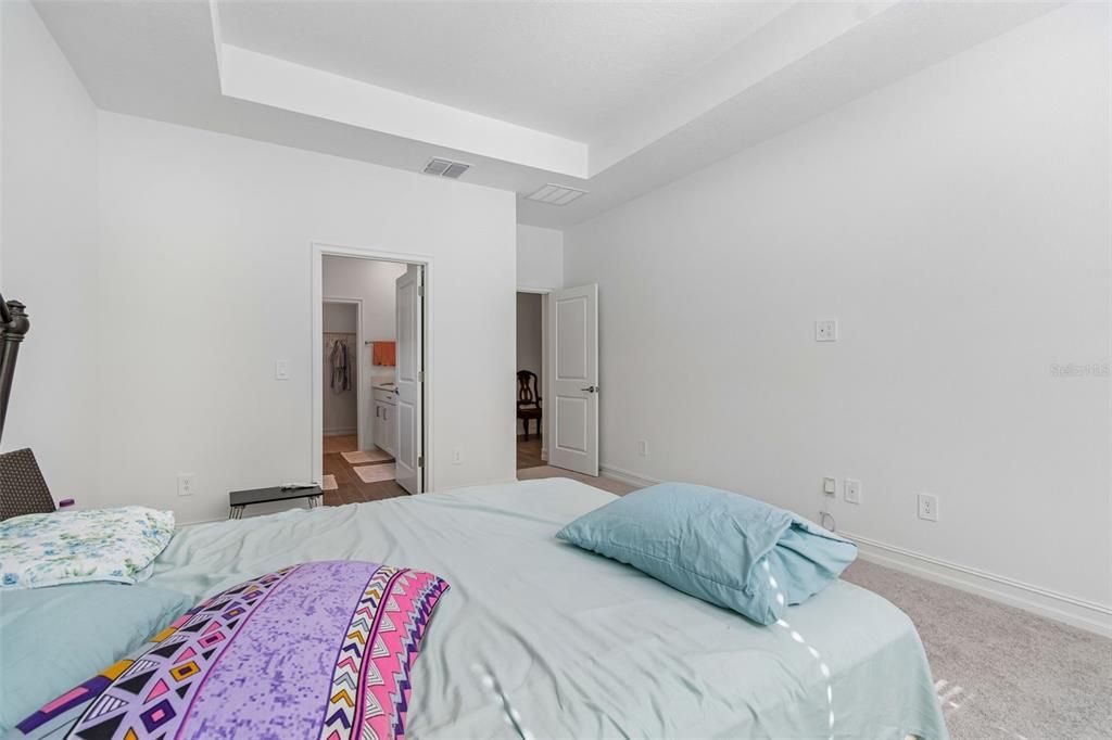 For Rent: $3,700 (4 beds, 3 baths, 2084 Square Feet)