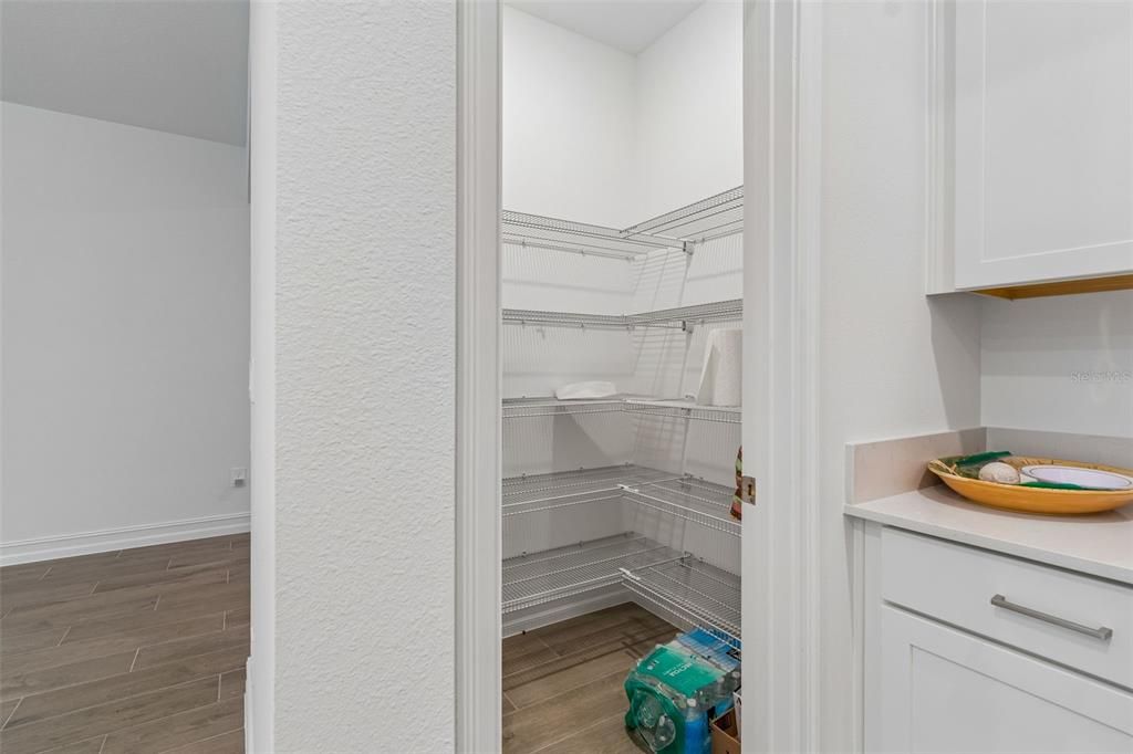 For Rent: $3,700 (4 beds, 3 baths, 2084 Square Feet)
