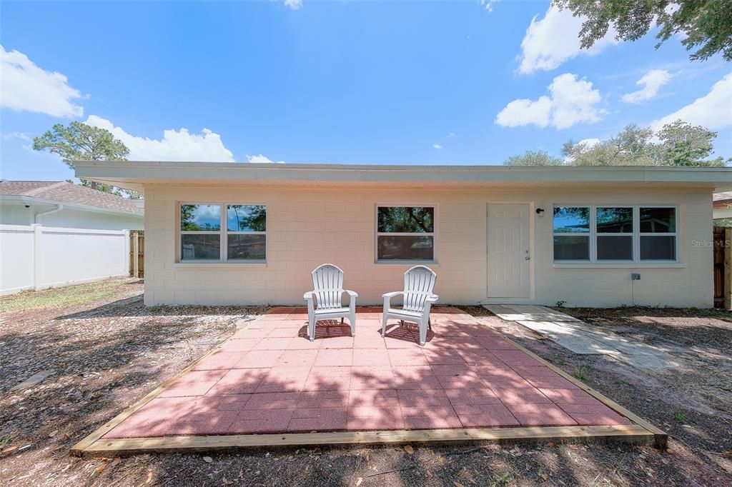 For Sale: $484,900 (3 beds, 2 baths, 1718 Square Feet)