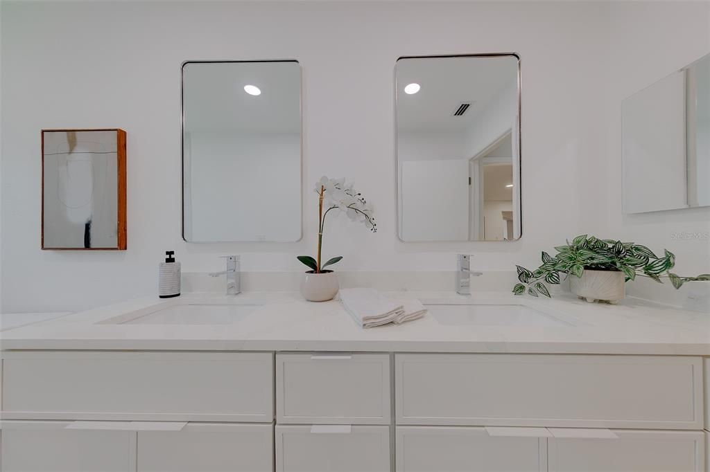 For Sale: $484,900 (3 beds, 2 baths, 1718 Square Feet)