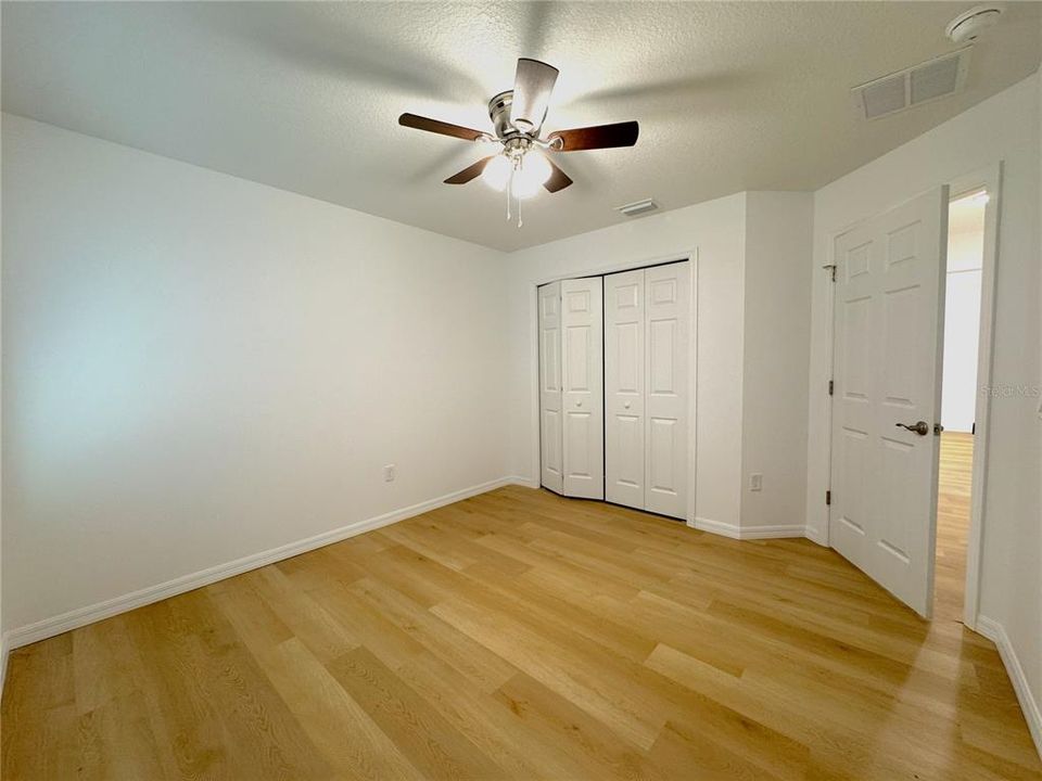 В аренду: $1,800 (3 спален, 2 ванн, 1334 Квадратных фут)