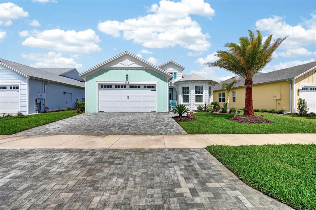 For Sale: $799,000 (2 beds, 2 baths, 2160 Square Feet)