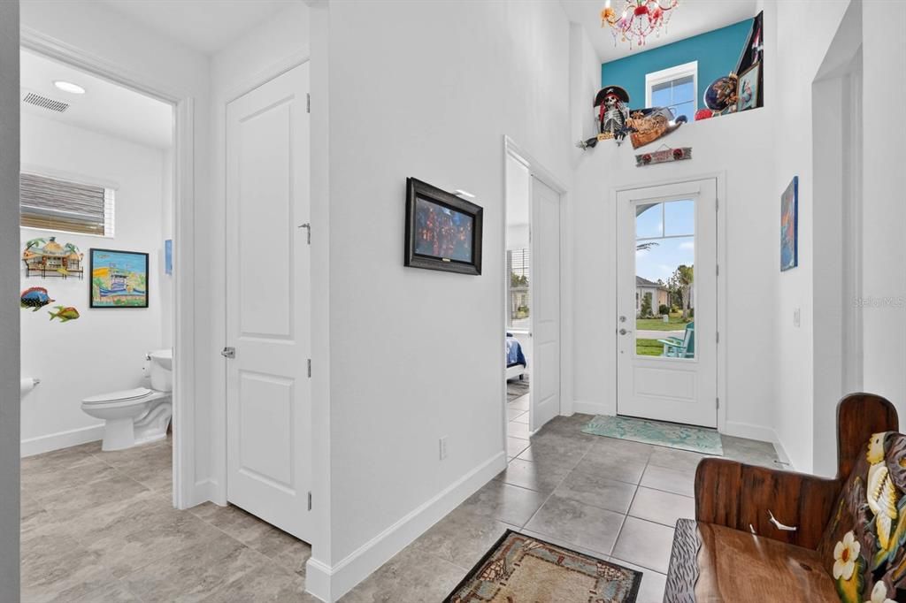 For Sale: $799,000 (2 beds, 2 baths, 2160 Square Feet)