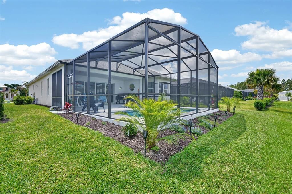 For Sale: $799,000 (2 beds, 2 baths, 2160 Square Feet)