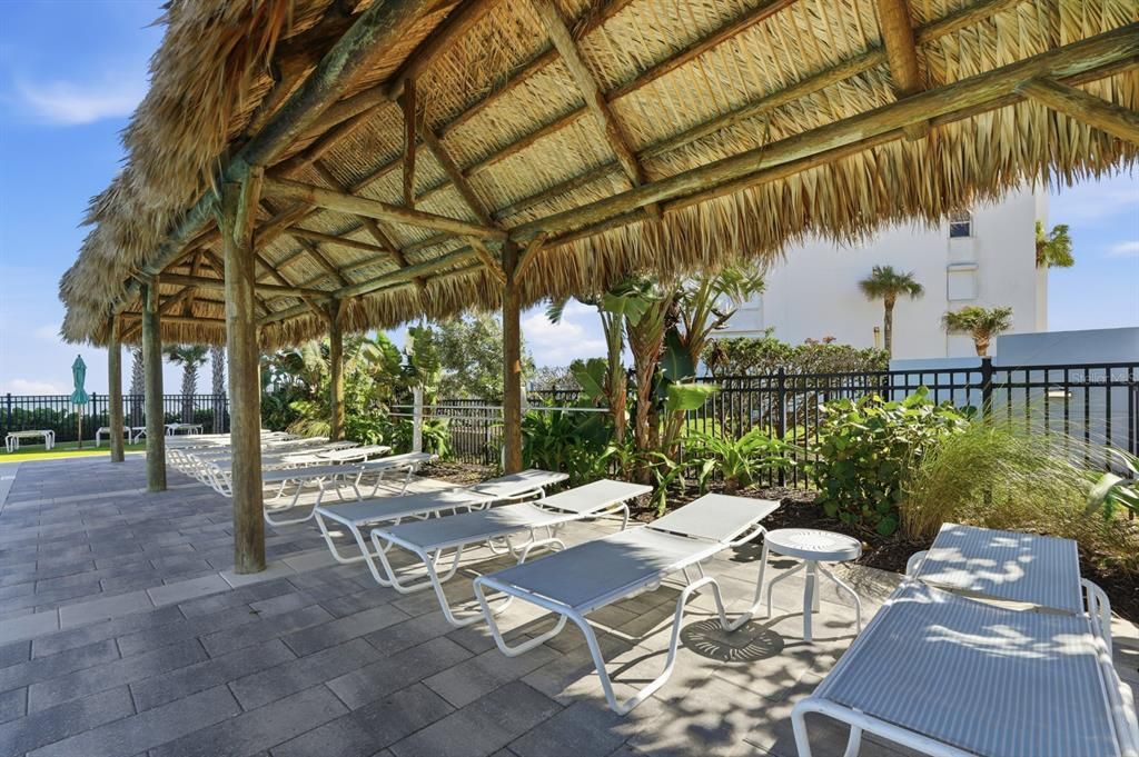 For Sale: $799,000 (2 beds, 2 baths, 2160 Square Feet)