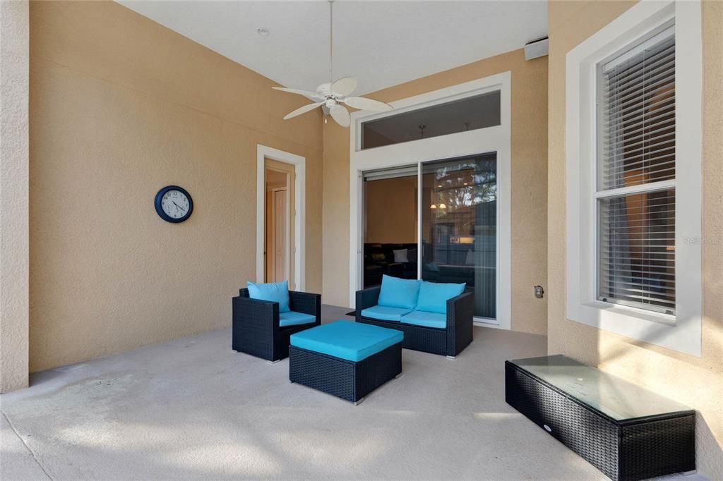 Activo con contrato: $3,950 (4 camas, 3 baños, 2935 Pies cuadrados)