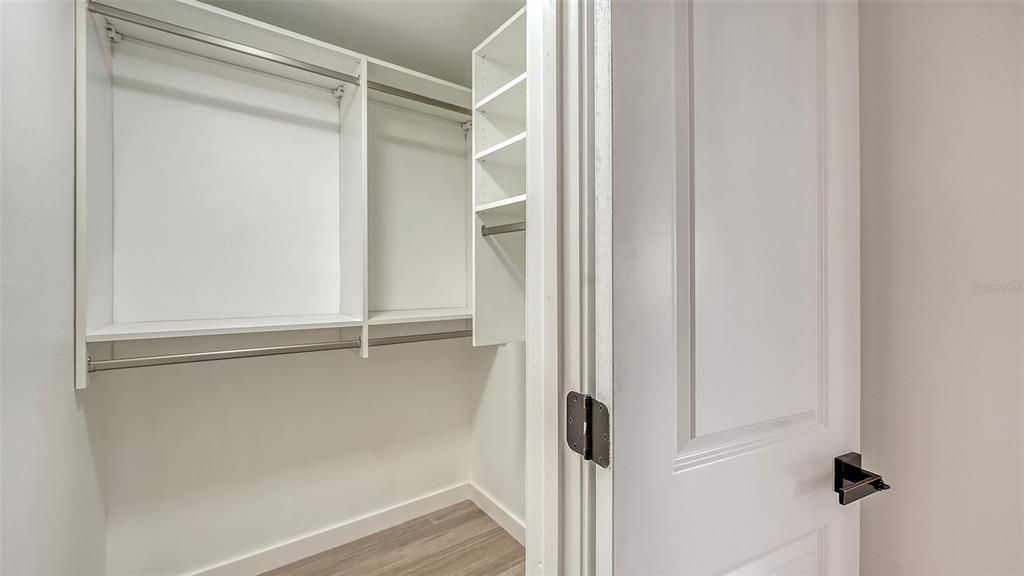 For Rent: $2,950 (2 beds, 2 baths, 1300 Square Feet)