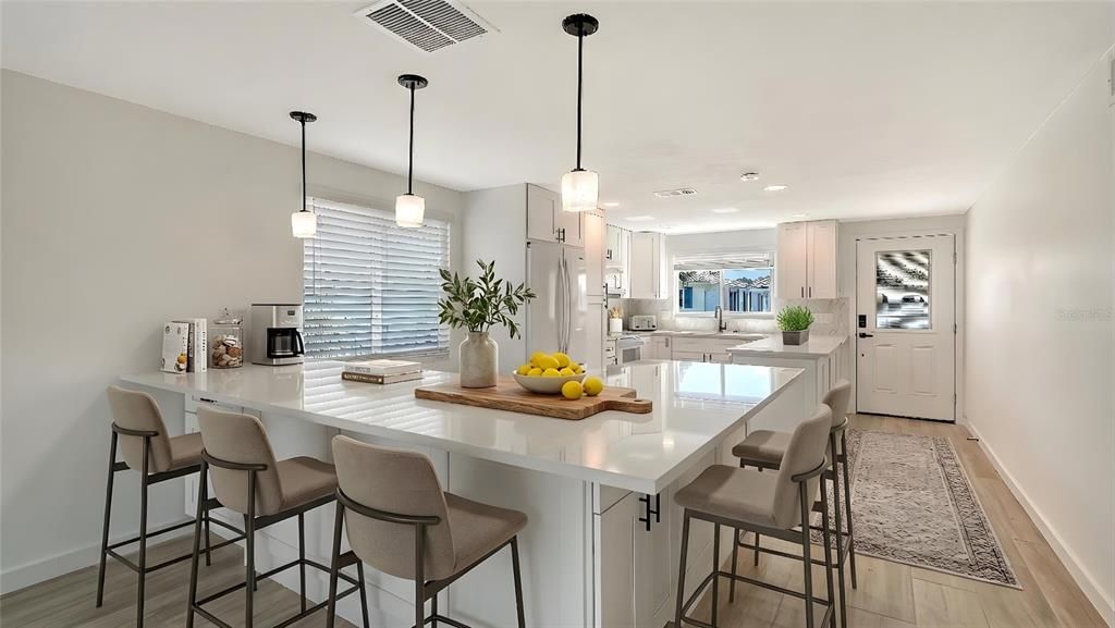 For Rent: $2,950 (2 beds, 2 baths, 1300 Square Feet)