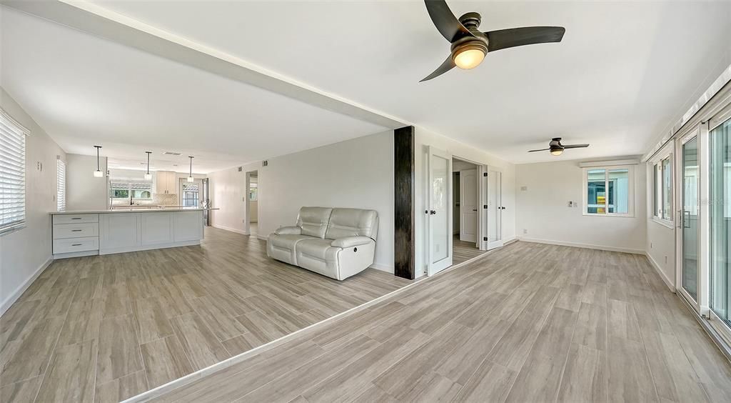 For Rent: $2,950 (2 beds, 2 baths, 1300 Square Feet)