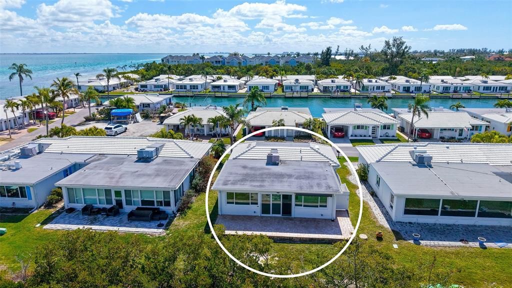 For Rent: $2,950 (2 beds, 2 baths, 1300 Square Feet)