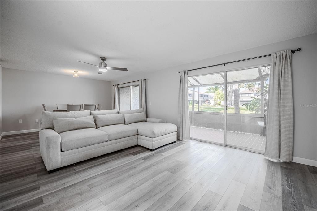 For Sale: $177,000 (2 beds, 2 baths, 1229 Square Feet)