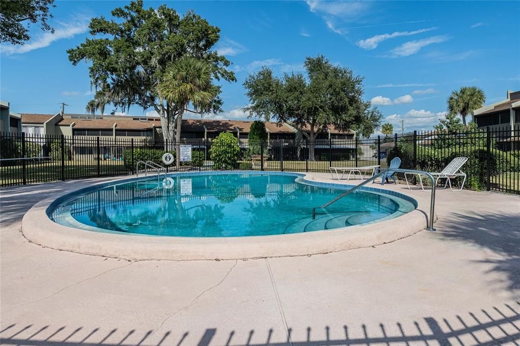 For Sale: $177,000 (2 beds, 2 baths, 1229 Square Feet)