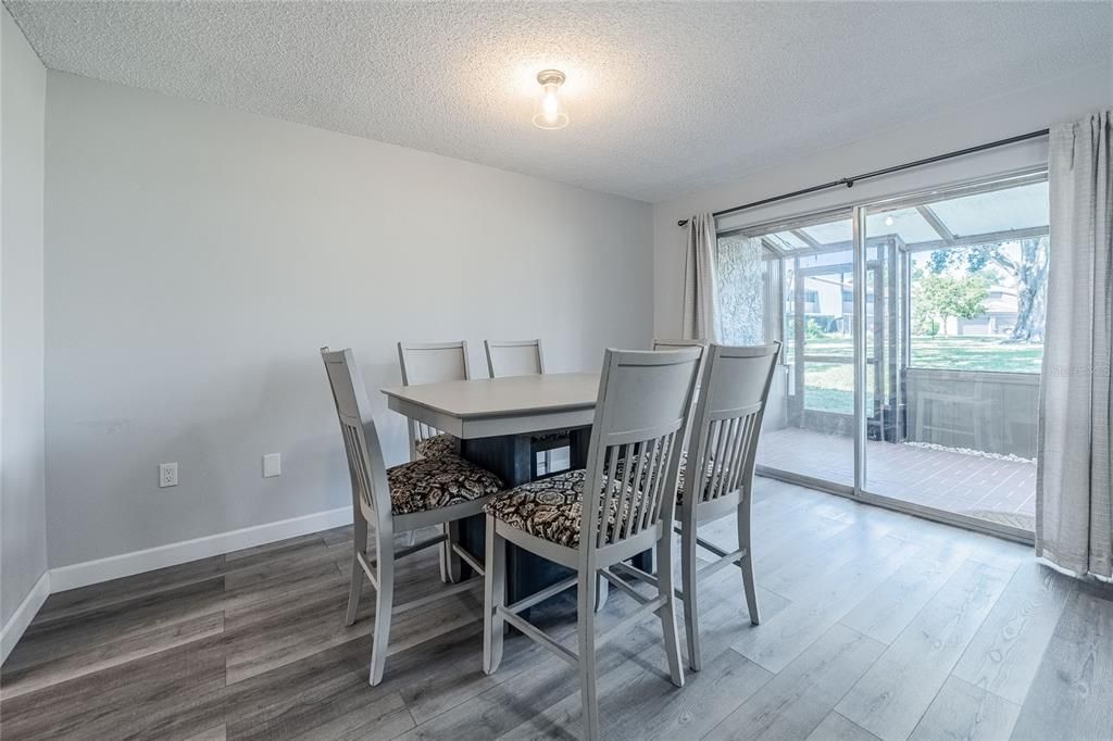 For Sale: $177,000 (2 beds, 2 baths, 1229 Square Feet)