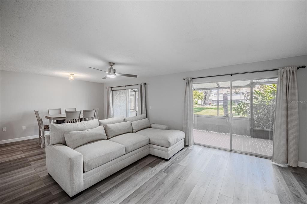 For Sale: $177,000 (2 beds, 2 baths, 1229 Square Feet)
