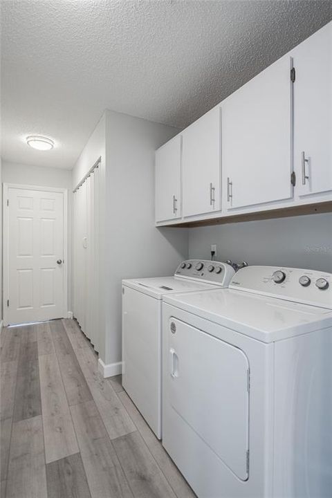 For Sale: $177,000 (2 beds, 2 baths, 1229 Square Feet)
